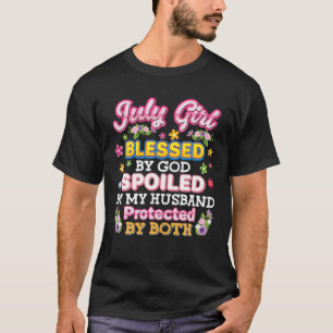 Het meisje van juli, ontdaan door God, heeft mijn T-shirt