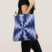 Het mengen in blauwe golven... tote bag (Dichtbij)