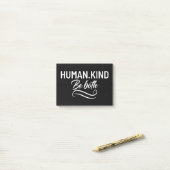 Het menselijk wezen is allebei post-it® notes (Op bureau)