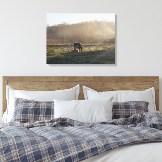 Het mistige platteland canvas afdruk (Insitu (Slaapkamer))