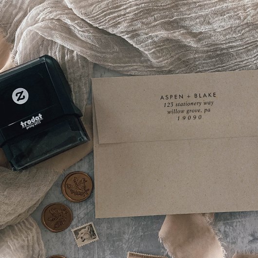 Het moderne Adres van de Terugkeer van het Manuscr Zelfinktende Stempel