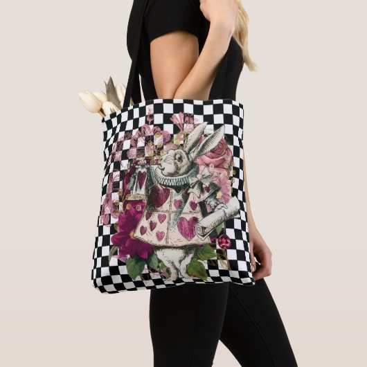 Het moderne konijn Alice in Wonderland Tote Bag (Dichtbij)