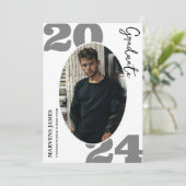 Het moderne Manuscript Afstuderen Eenvoudig Afstud Aankondiging (Staand voorkant)