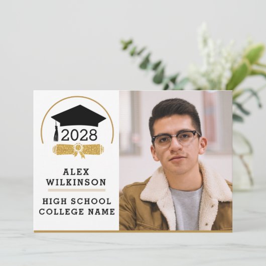 Het moderne Pet van het Afstudeerder van het Manus Aankondiging (Staand voorkant)