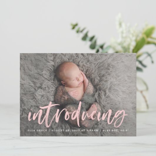 Het moderne Roze Manuscript van de Borstel die de Aankondiging (Staand voorkant)