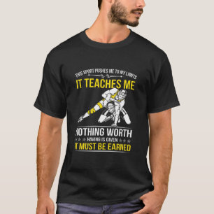 Het moet verdiend worstelen Geweldige geschenk voo T-shirt