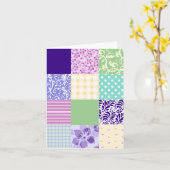 Het mooie Dekbed van het Lapwerk inspireerde Kaart (Gele Bloem)