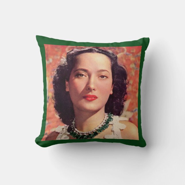 het mooie Merle Oberon Kussen (Voorkant)