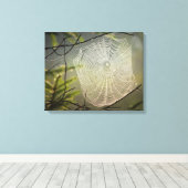Het mooie Spider Web in het bos op Canvas Afdruk (Insitu (Houten vloer))