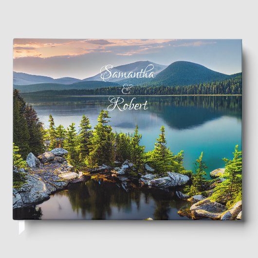 Het mooie Turquoise Lake Mountains Pine Forest Gastenboek (Voorkant)
