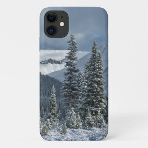 Het mooie winterlandschap - bergen bomen sneeuw Case-Mate iPhone case