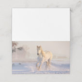Het mooie witte paard Galloping in de sneeuw Plaatskaartje (Buitenkant ongevouwen)