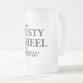 Het mosterdwiel: Mok vooringenomen titel (Voorkant rechts)