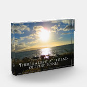 Het motivatie Licht van het Citaat aan het Eind va Fotoblokken (Links)