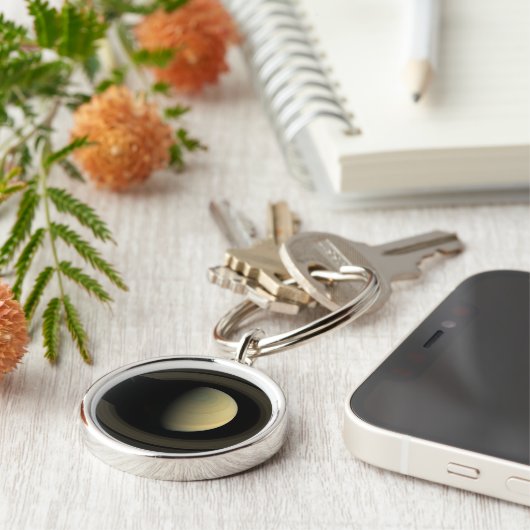 Het mozaïek van de planeet Saturnus en zijn belang Sleutelhanger (Zijkant)