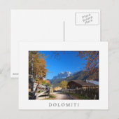Het najaar in een dorp in de Dolomites in Italië Briefkaart (Voorkant / Achterkant)