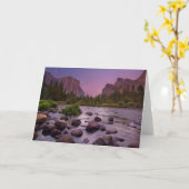 Het Nationale Park van Yosemite bij Schemer Kaart (Gele Bloem)