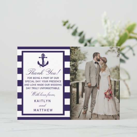 Het Nautical Anchor Navy Stripe Wedding Collectie Bedankkaart (Staand voorkant)