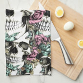 Het neerbuigende roos schedels met vlinders. theedoek (Quarter Fold)