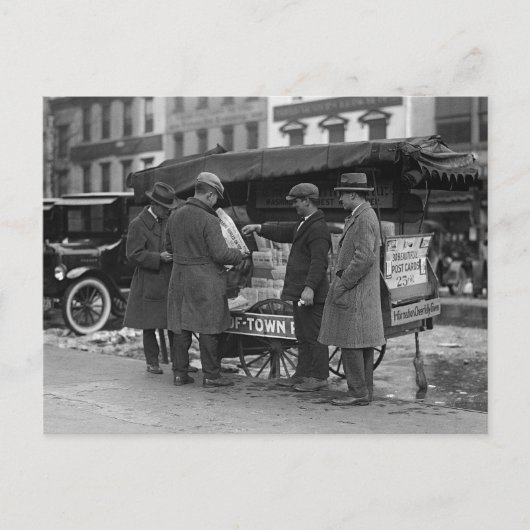 Het nieuws lezen, 1925 briefkaart (Voorkant)