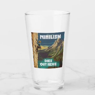 Het nihilisme sterft hier uit, het beklimmen van r glas