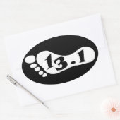 Het nummer 13.1, symbolisch voor de halve marathon ovale sticker (Envelop)