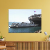 Het Nut van het Landingsvaartuig dat zich in posit Canvas Afdruk (Insitu (Woonkamer))