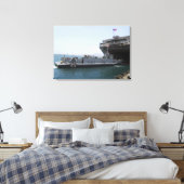 Het Nut van het Landingsvaartuig dat zich in posit Canvas Afdruk (Insitu (Slaapkamer))