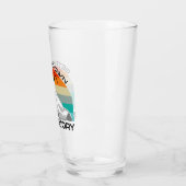 Het omlaag brengen is een verplichte bergbeklimmin glas (Links)