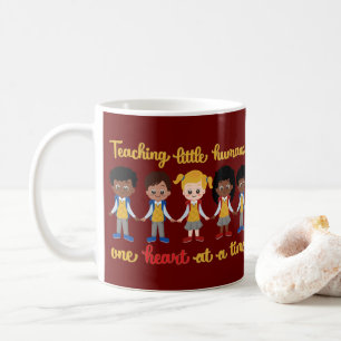 HET ONDERWIJS VAN KLEINE MENSEN HEEFT ÉÉN HART PER KOFFIEMOK
