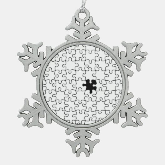 Het ontbrekende patroonpatroon van het puzzelstuk tin sneeuwvlok ornament (Voorkant)
