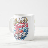 Het ontwerp voor Gilded Guffaws Galore Koffiemok (Voorkant links)