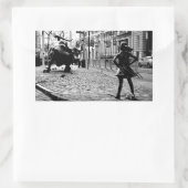 Het onverdiende meisje rechthoekige sticker (Tas)