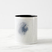 Het oog van de orkaan Rita Tweekleurige Koffiemok (Center)