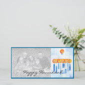 Het ophangen van Hanukkah-kaarsen Feestdagenkaart (Staand voorkant)