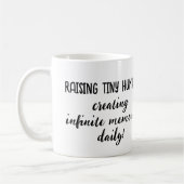 Het opvoeden van Kleine Mensen Schattige Liefde Mo Koffiemok (Links)