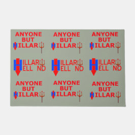 Het originele anti-HILLARY Ontwerp door het MAT va