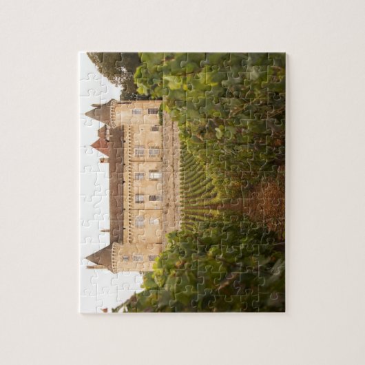 Het oude middeleeuwse Chateau de Rully in de Cote Legpuzzel (Verticaal)