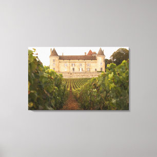 Het oude middeleeuwse Kasteel de Rully in de Cote Canvas Afdruk