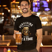 Het overleven van vaderschap één bier per keer t-shirt