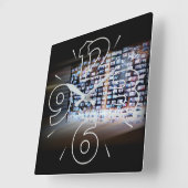 Het overschrijden van online grenzen vierkante klok (Hoek)