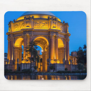 Het Palace Of Fine Arts bij zonsopgang Muismat