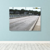 Het passeren van de brug 7622 canvas afdruk (Insitu (Houten vloer))