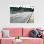 Het passeren van de brug 7622 canvas afdruk (Insitu (Woonkamer))