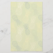 Het Patroon van het Overzicht van ananas op Groen Briefpapier (Voorkant)