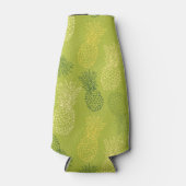 Het Patroon van het Overzicht van ananas op Groen Flesjeskoeler (Voorkant)