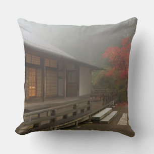 Het paviljoen in de Japanse tuin van Portland Kussen