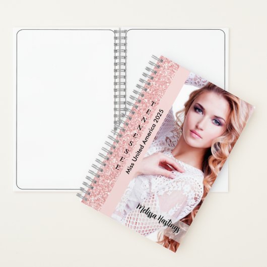 Het Perfecte Pageant Notitieboek | Roze Roze Glans (Binnen)