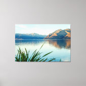 Het pittoreske Uitzicht van het prachtige Lake Wan Canvas Afdruk (Voorkant)