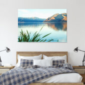 Het pittoreske Uitzicht van het prachtige Lake Wan Canvas Afdruk (Insitu (Slaapkamer))